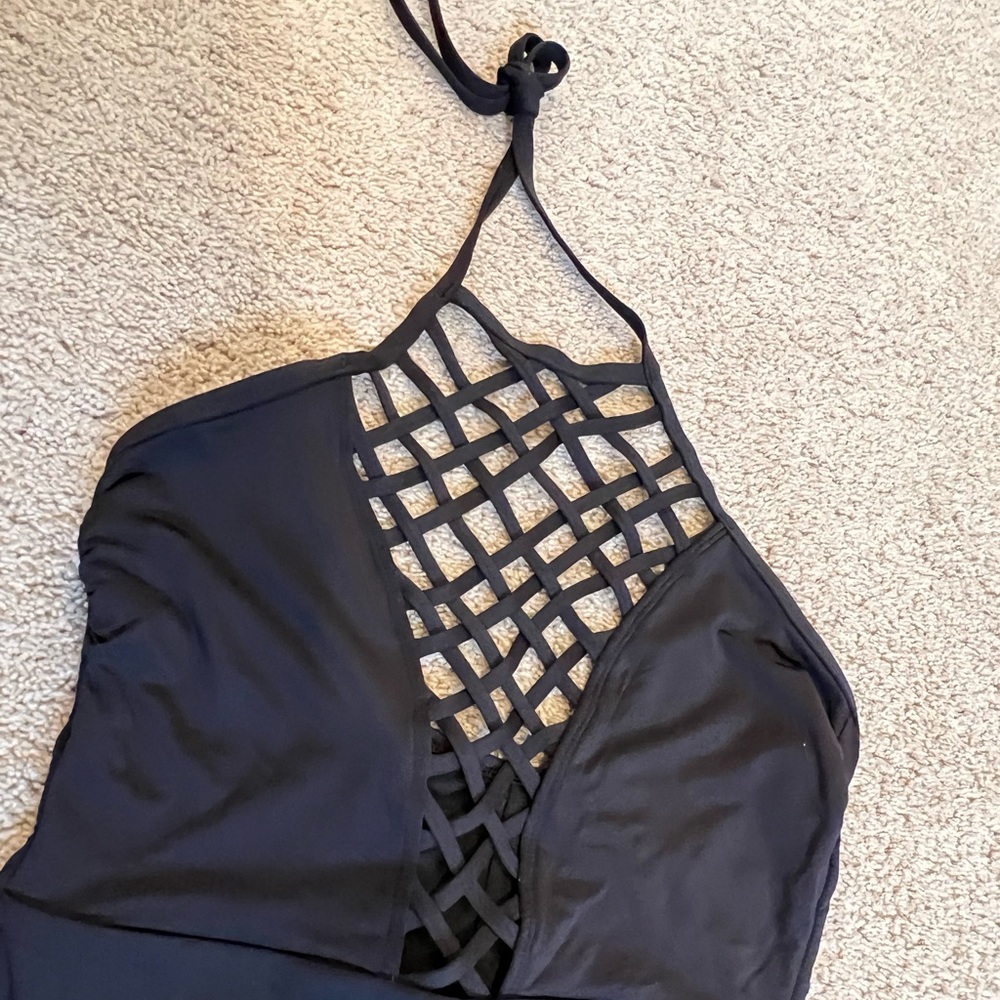 Black one piece bathing suit - Picture 3 of 5